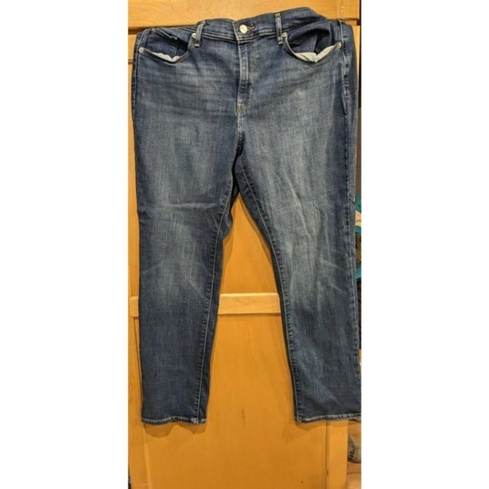 Levi's Straight Fit Classic Blue Denim Jeans Mens Size 32X30 actual 34X29‎ Now